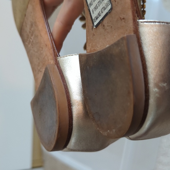 Giuseppe Zanotti Rhinestone Bridal Thong Sandals - Picture 6 of 10